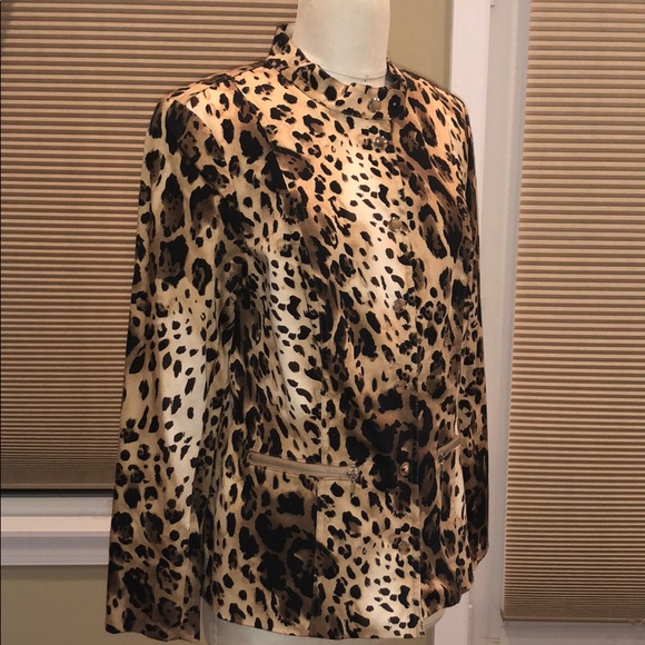 Andre Oliver Leopard Print Jacket - Picture 5 of 7